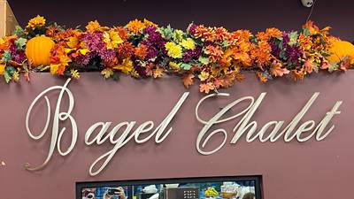 WBLI @ Bagel Chalet's Free Bagel Friday! 9/29