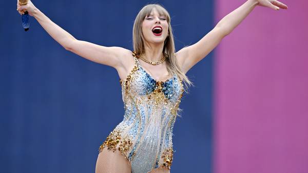 Why Taylor Swift Is NOT A Good Role Model For Your Kids
