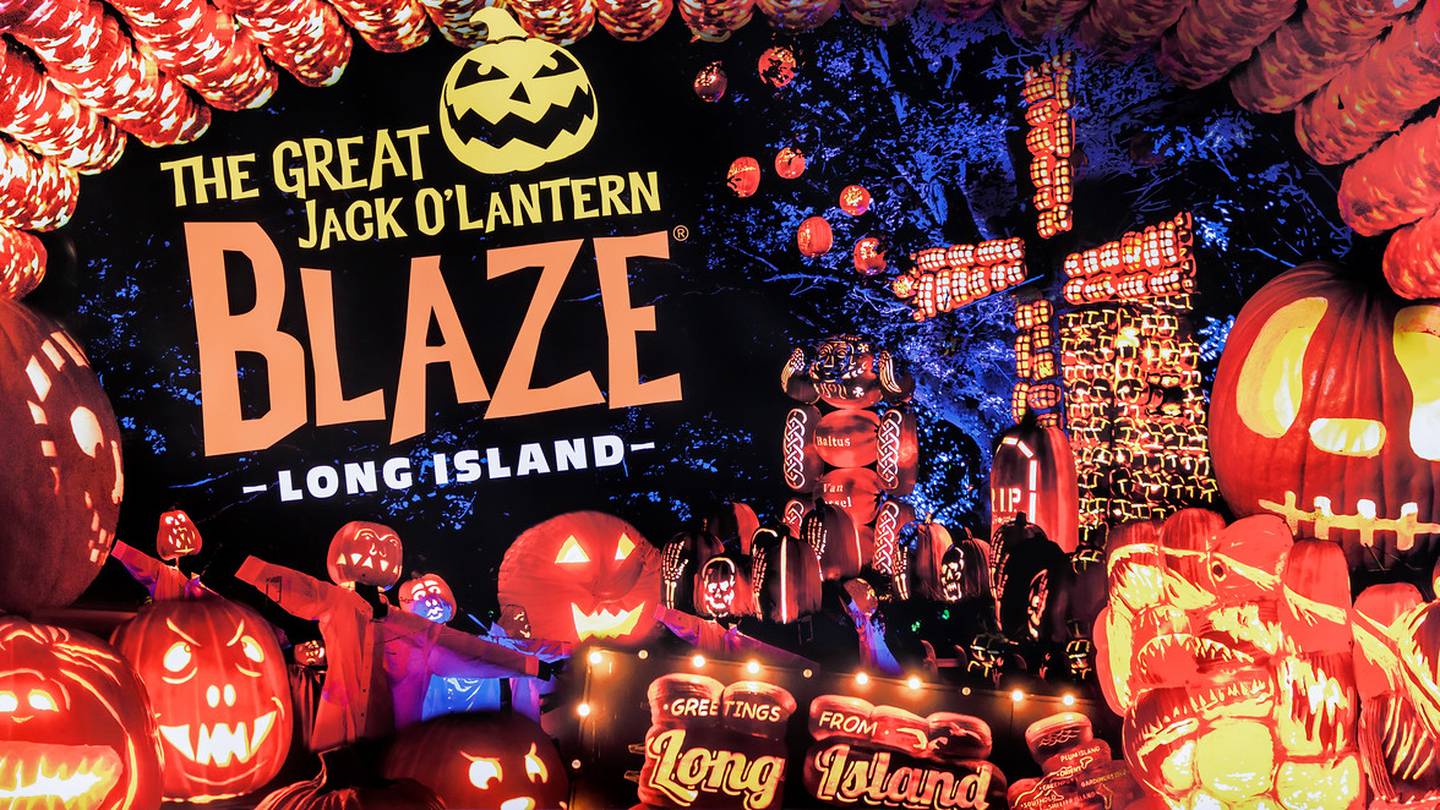 Win Great Jack O’Lantern Blaze Passes 🎃