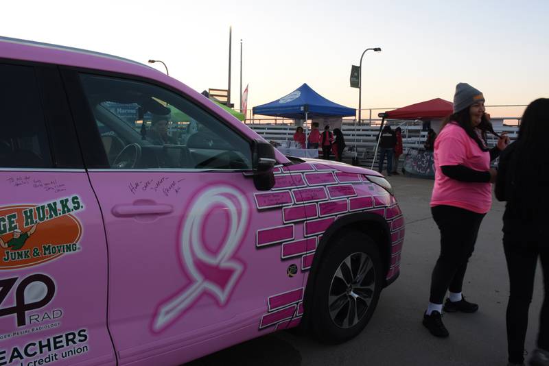 Check out all of your photos from our event at American Cancer Society's Making Strides Against Breast Cancer on October 20th.