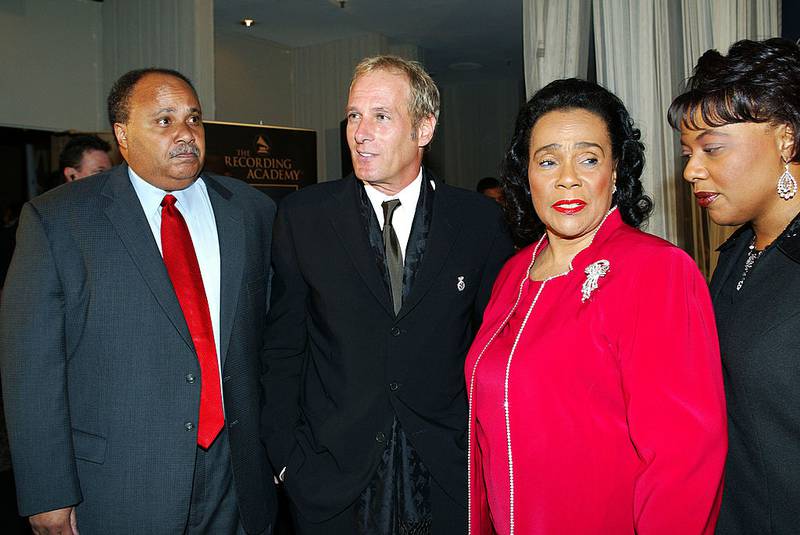 ATLANTA, GA - APRIL 21:   Martin Luther King Jr., III (L), Michael Bolton (C), Coretta Scott King (C), and Elder Bernice King (R) arrive at the Hero Awards April 21, 2005 in Atlanta, Georgia.  (Photo by Annette Brown/Getty Images)