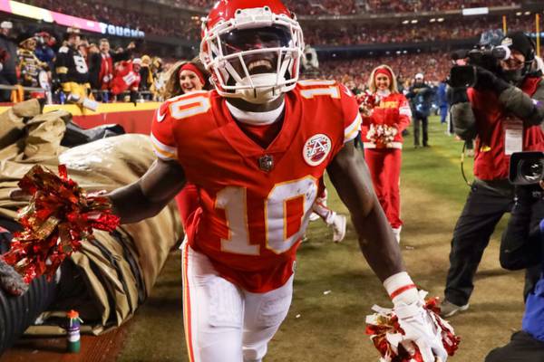 Kansas City Chiefs’ WR Tyreek Hill fined for celebrating TD with pompoms