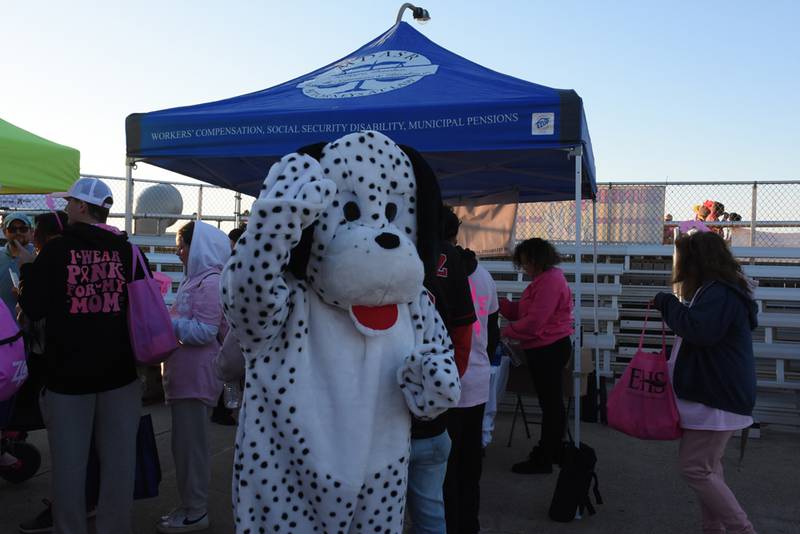 Check out all of your photos from our event at American Cancer Society's Making Strides Against Breast Cancer on October 20th.