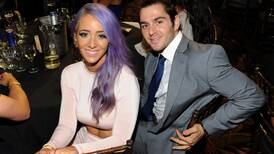 YouTubers Jenna Marbles and Julien Solomita are married!