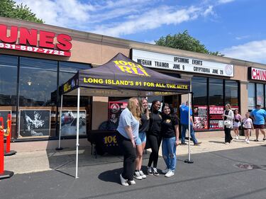 Check out your photos from our event at Looney Tunes with Meghan Trainor on June 9th.