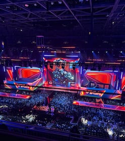 Cat takes you behind the scenes as she attends the 2025 VMA Awards for the very first time.