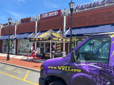 Check out your photos from our event at Cobs Bread in Plainview on May 1st!
