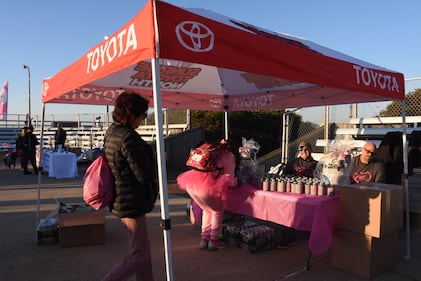 Check out all of your photos from our event at American Cancer Society's Making Strides Against Breast Cancer on October 20th.